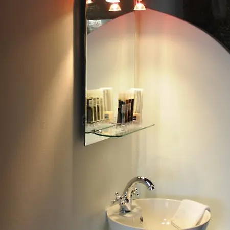 Naiades Village * Πολύδροσος