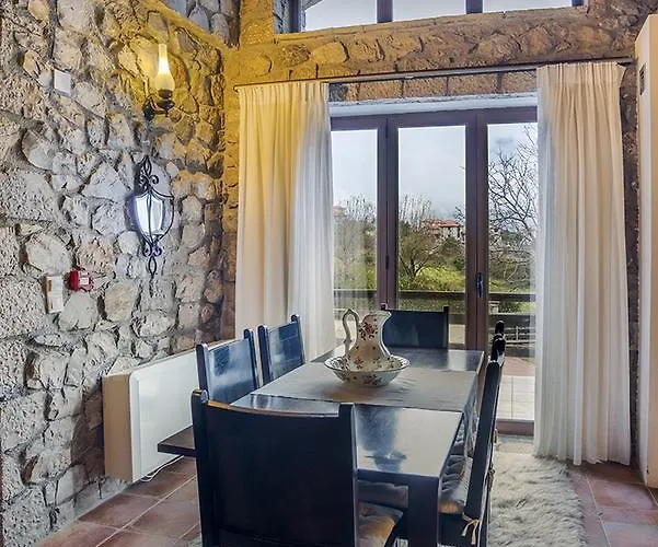 Naiades Village Πολύδροσος